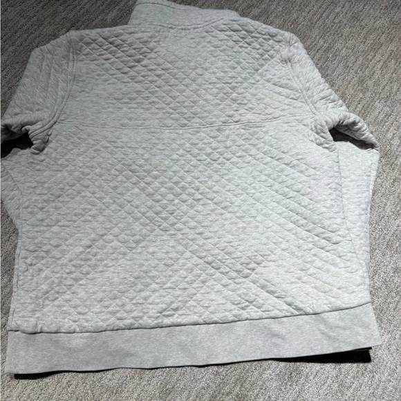 Patagonia Cream Quilted Pullover with Black Trim - Picture 2 of 4